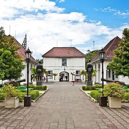 Mitra Hotel Yogyakarta Exterior photo